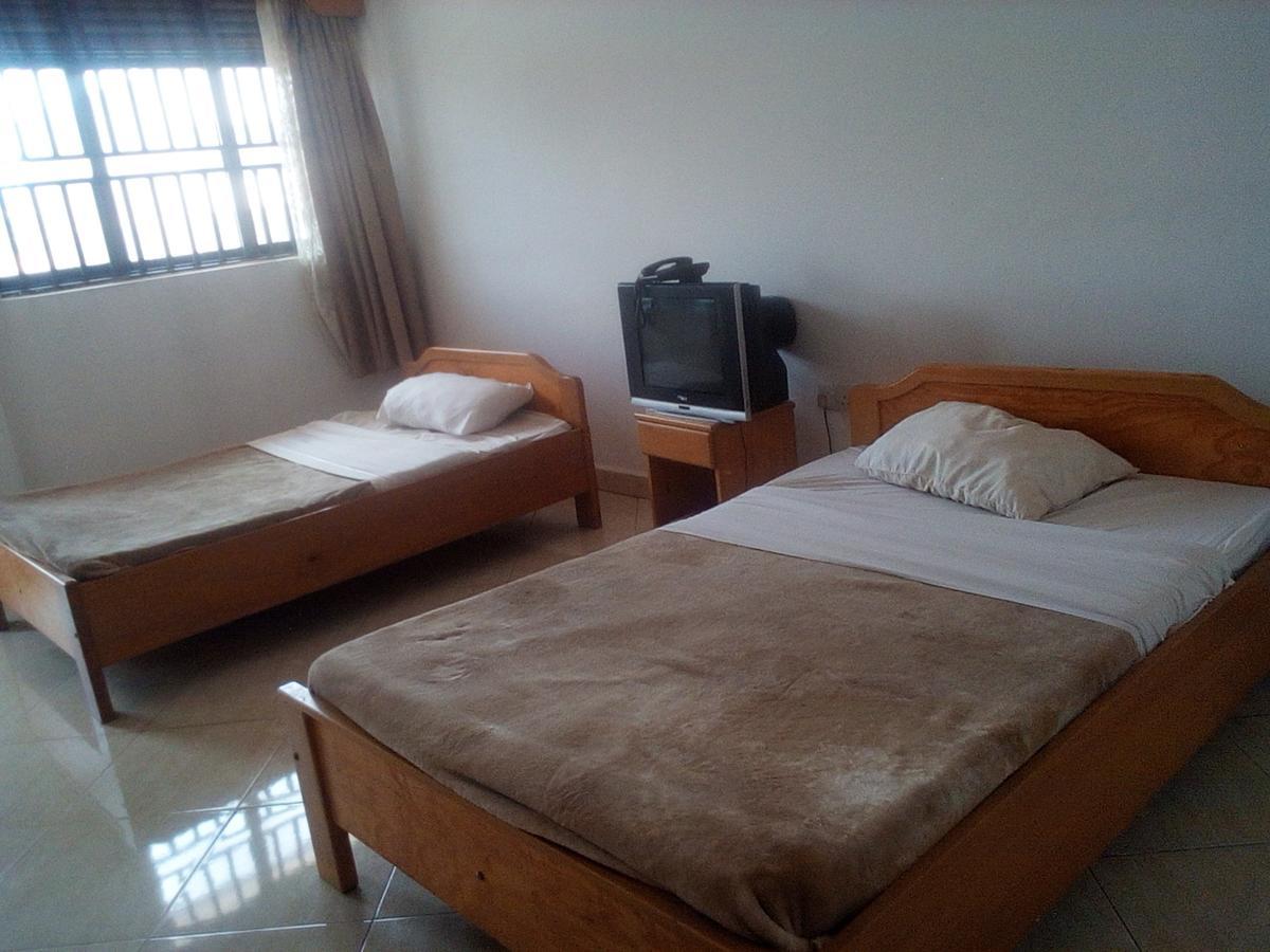كامبالا Mamba Hotel المظهر الخارجي الصورة